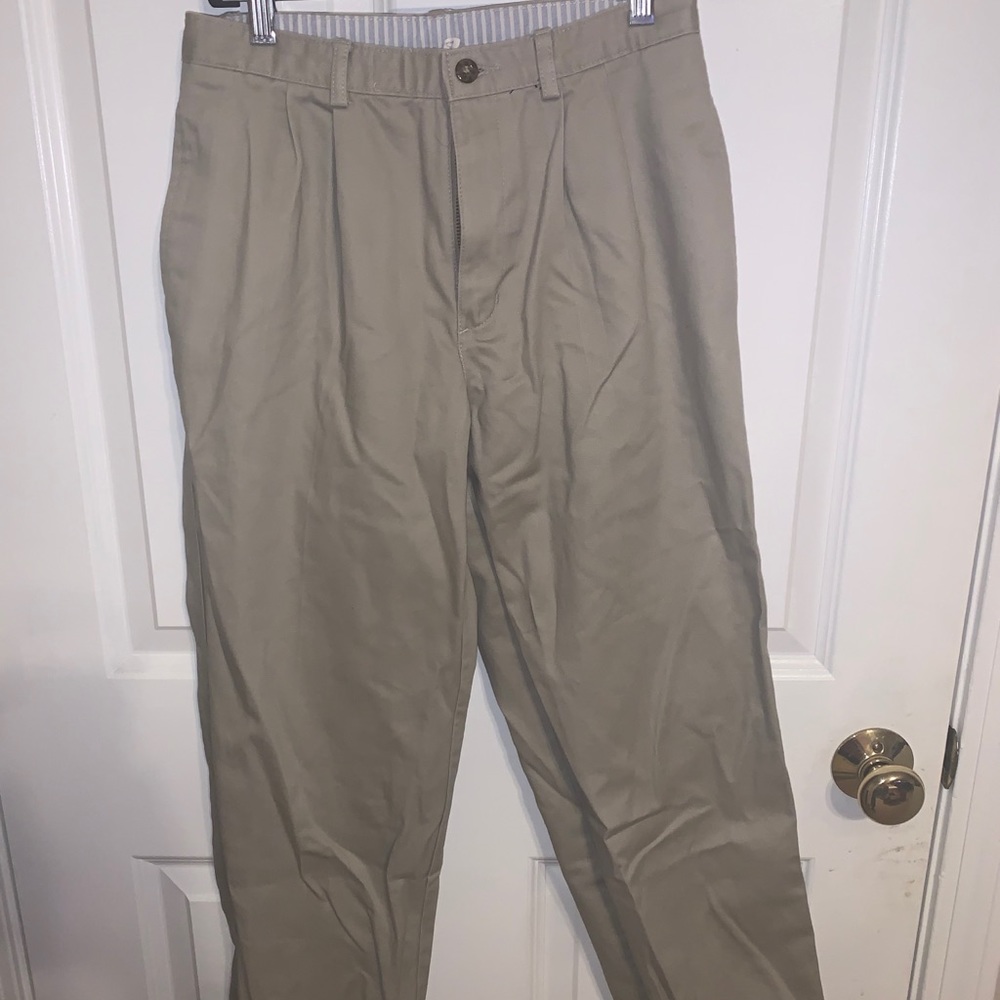 Men’s khakis
